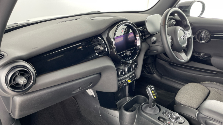 MINI Hatchback 135kW Cooper S Level 2 33kWh 3dr Auto Electric Hatchback